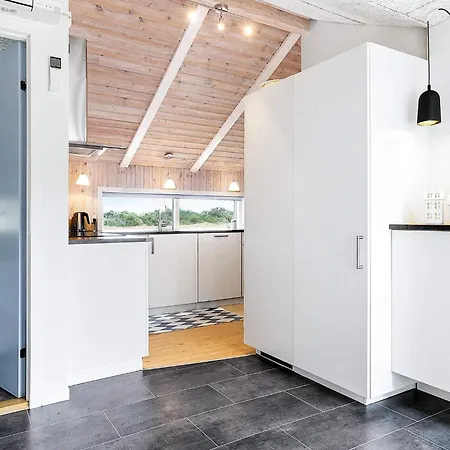 Secluded Retreat - By Traum * Jerup