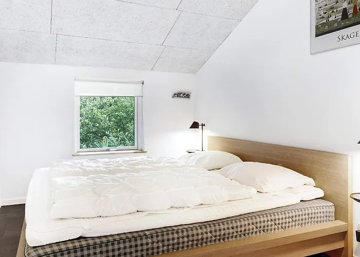 別荘 Secluded Retreat - By Traum Jerup