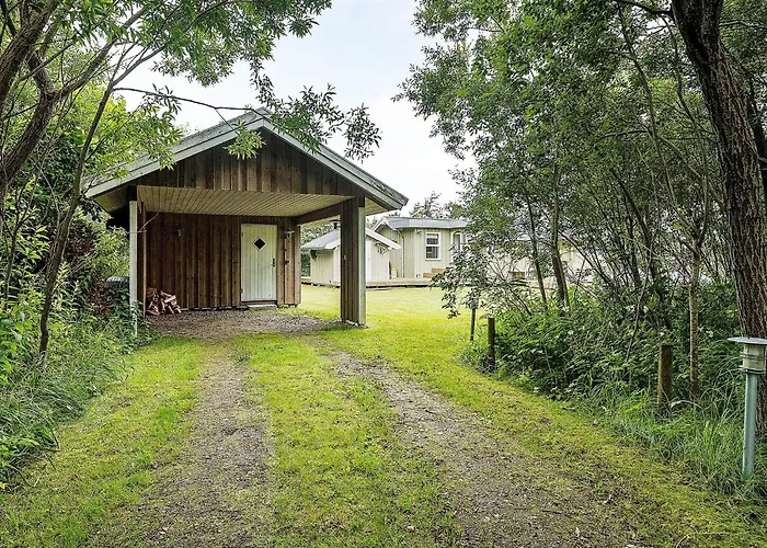 Semesterbostad Secluded Retreat - By Traum